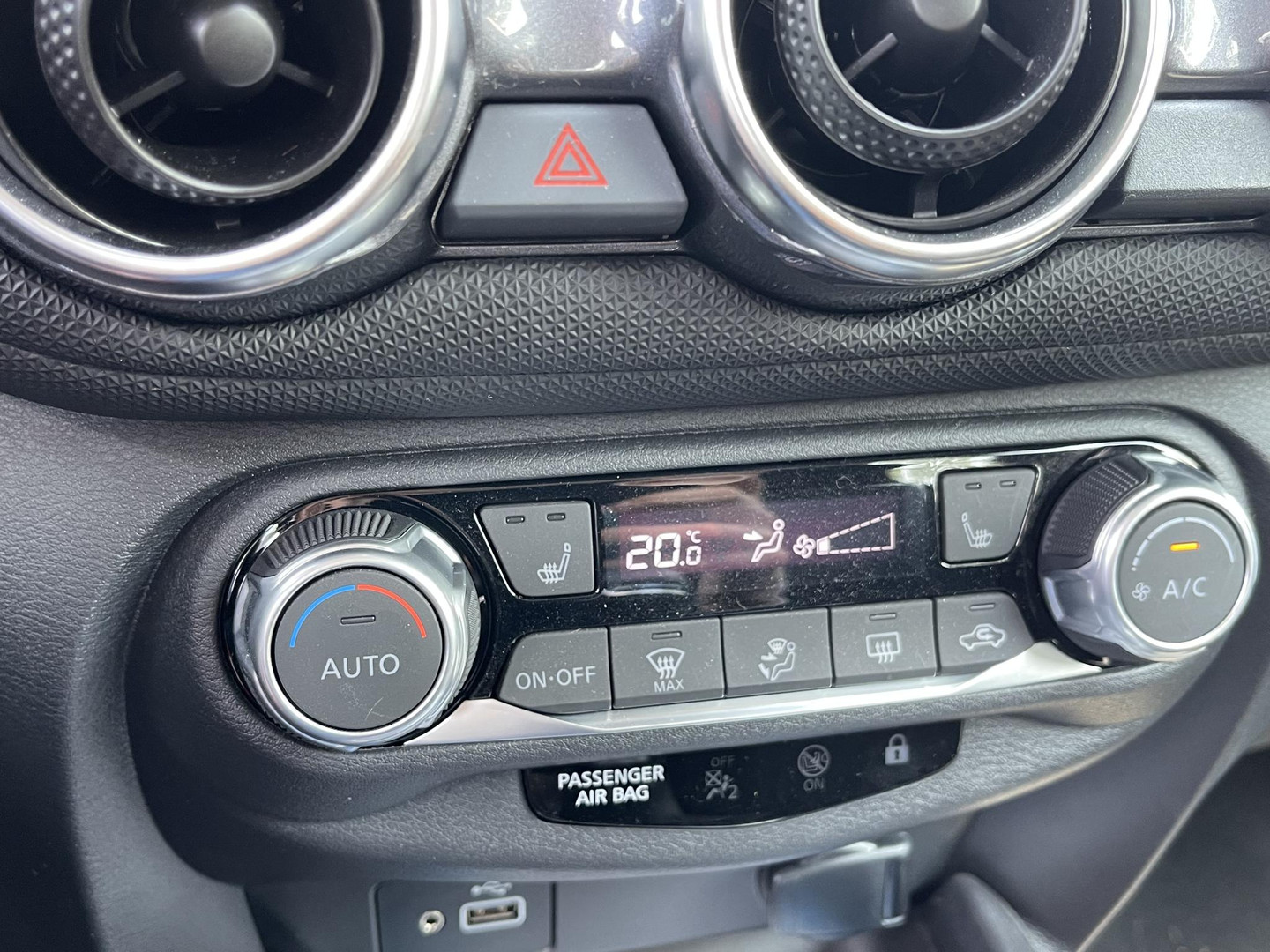 Nissan Nissan