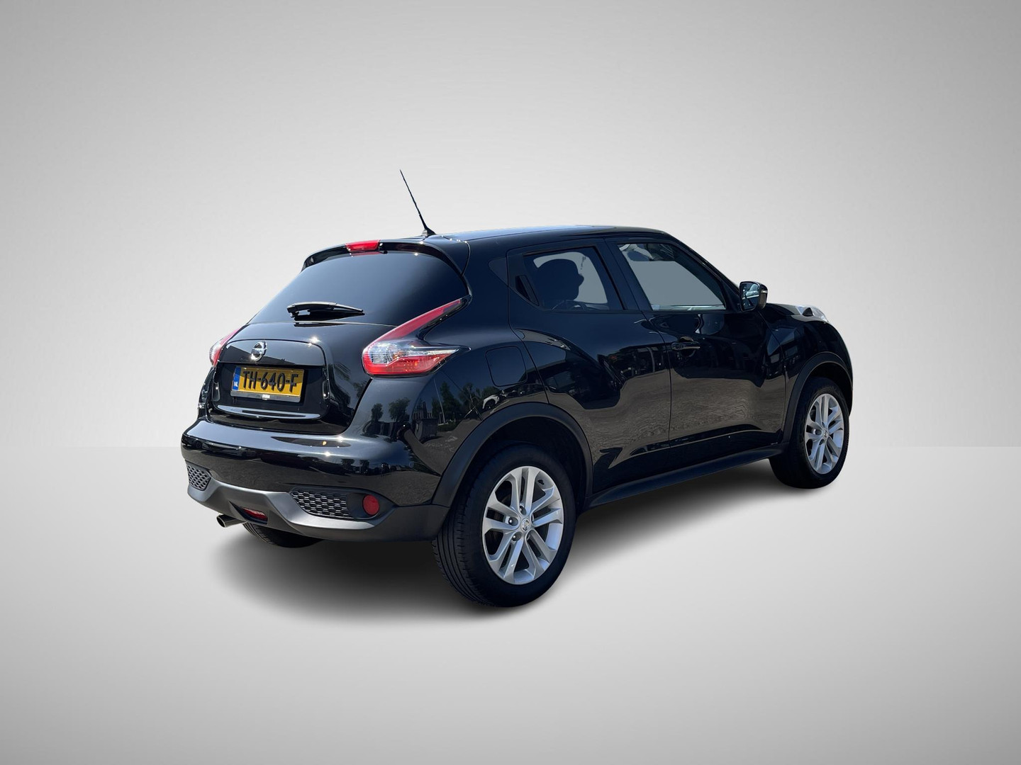Nissan Nissan