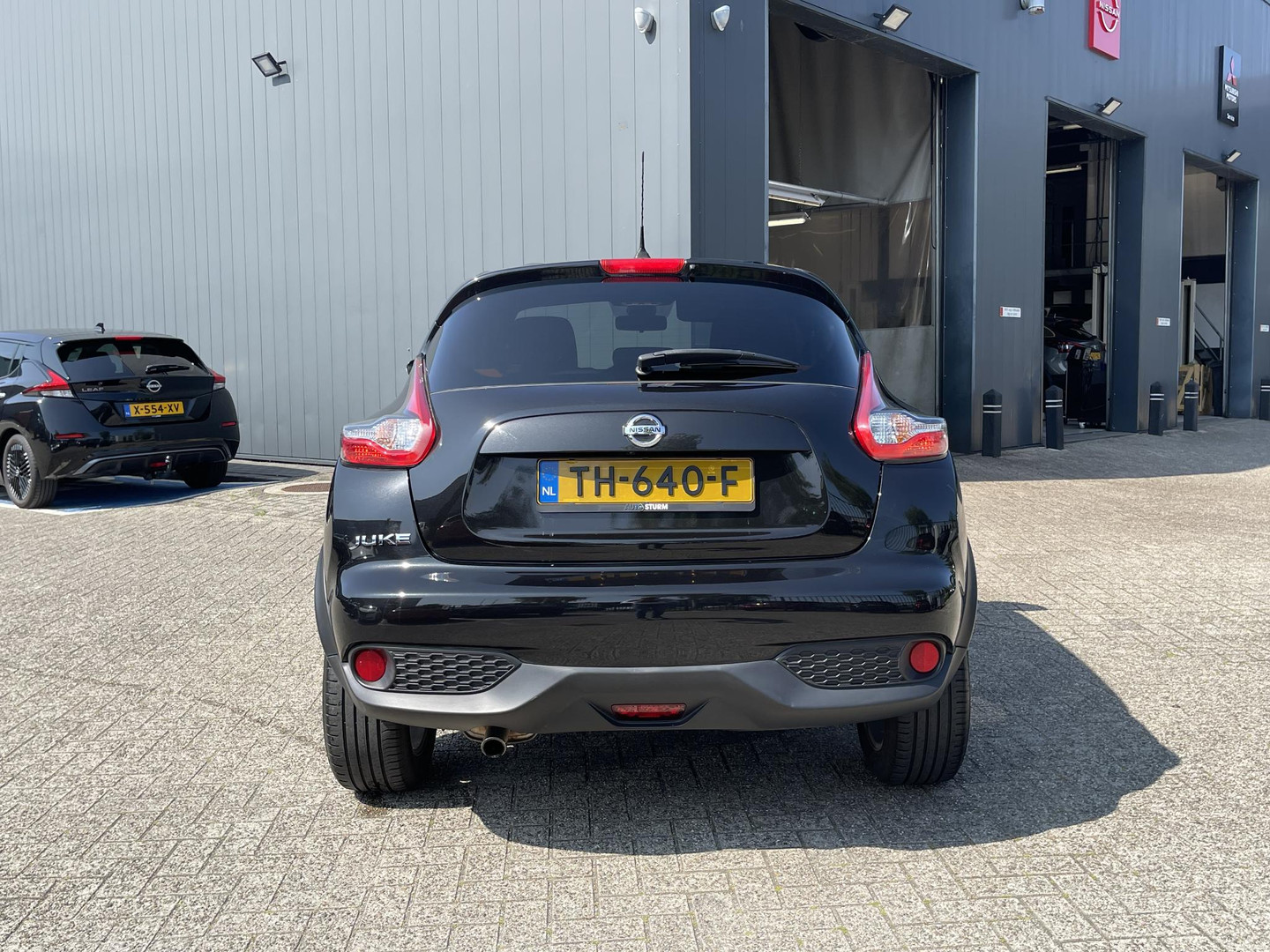 Nissan Nissan