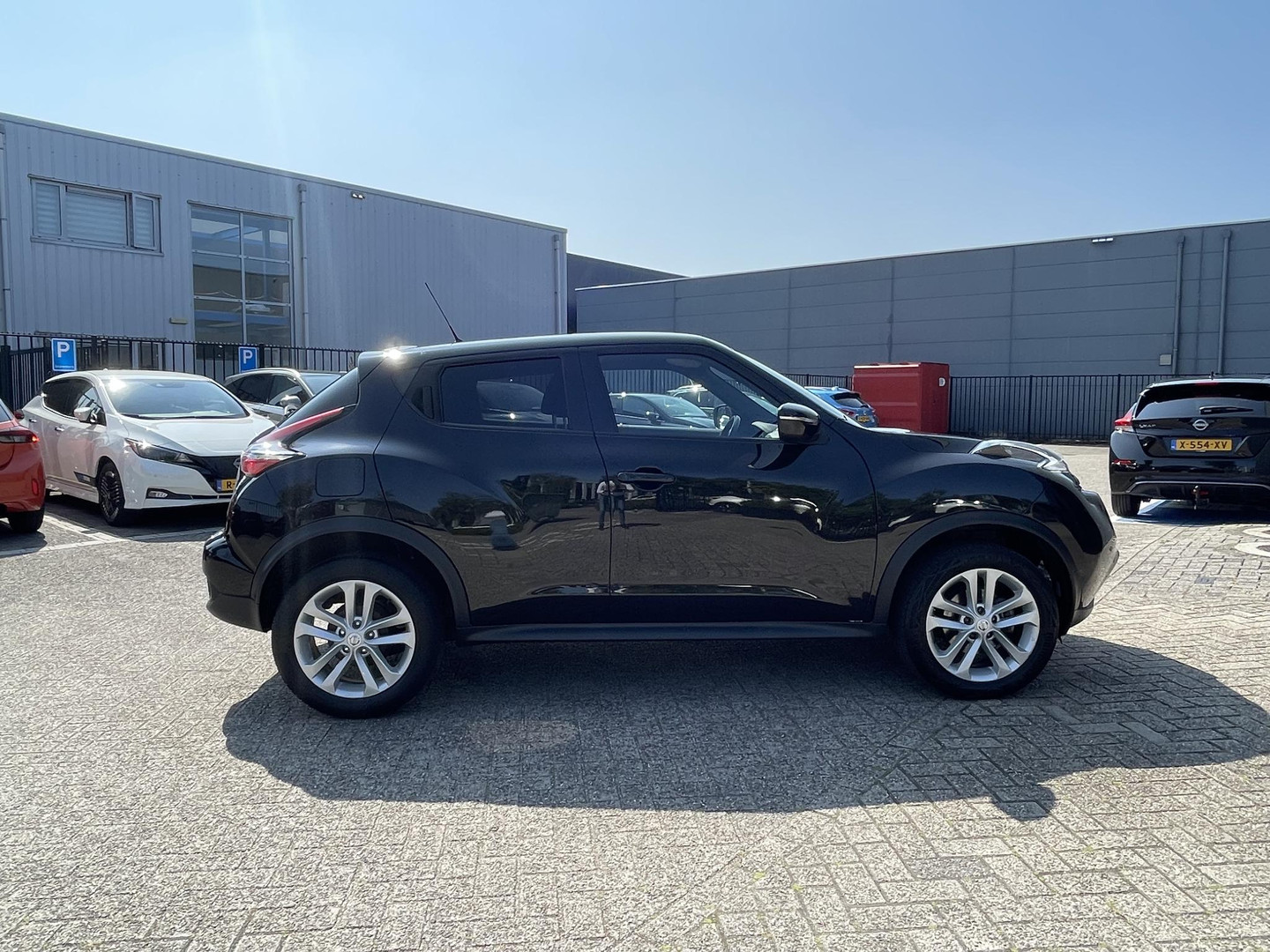 Nissan Nissan