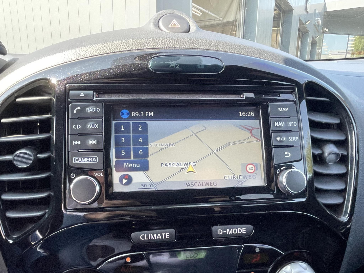 Nissan Nissan