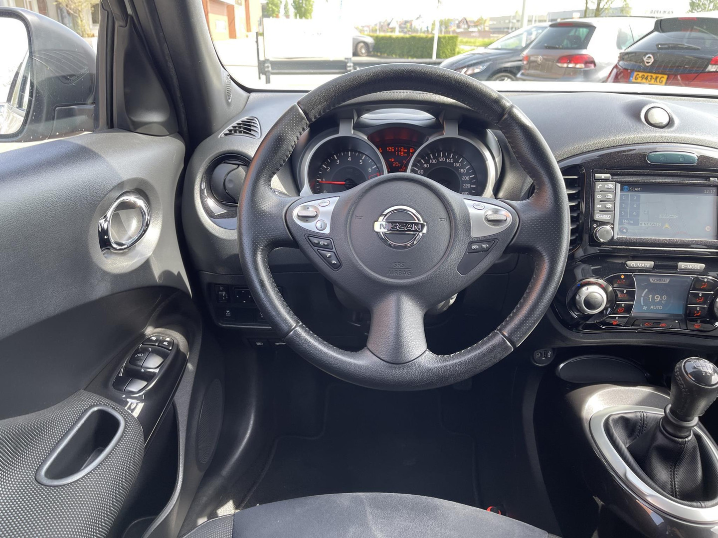 Nissan Nissan