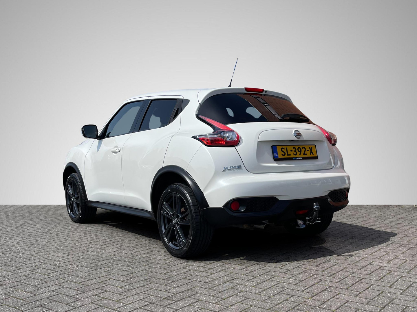 Nissan Nissan