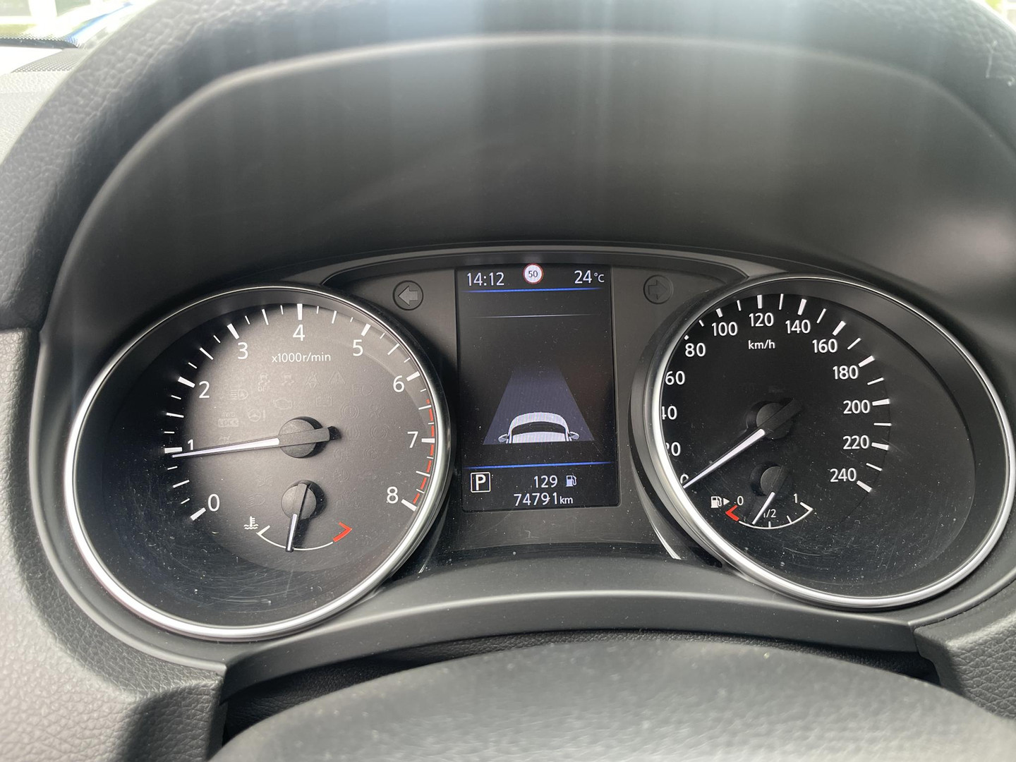 Nissan Nissan