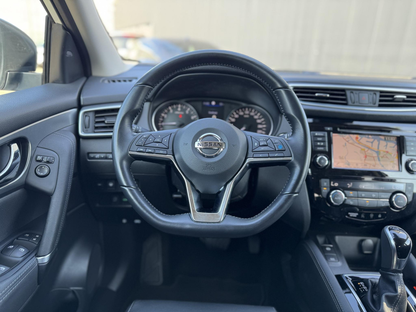 Nissan Nissan