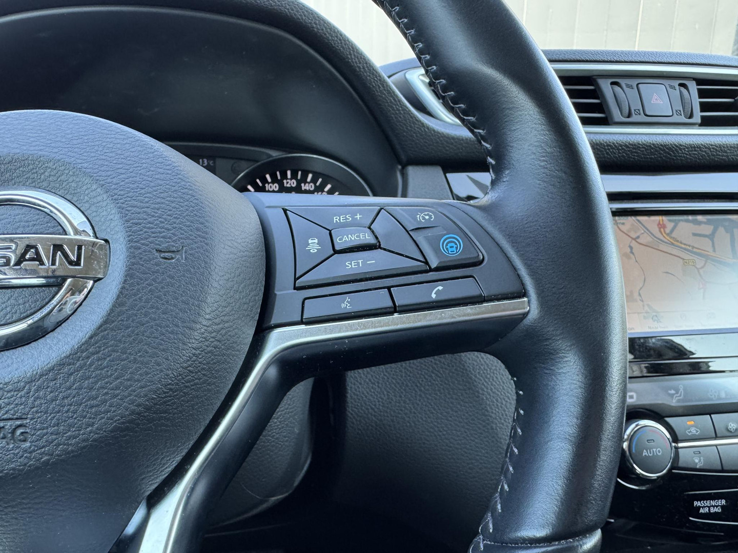 Nissan Nissan