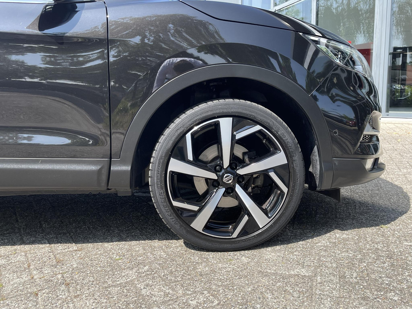 Nissan Nissan