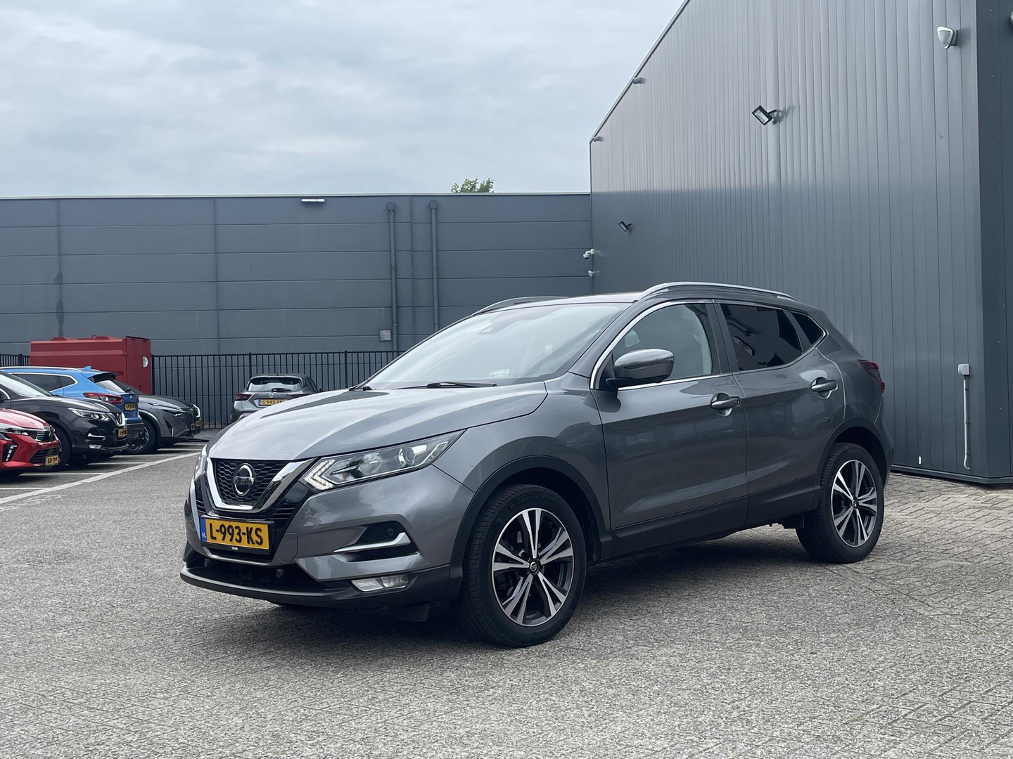 Nissan Nissan