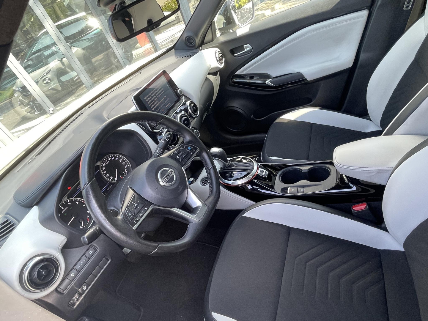 Nissan Nissan