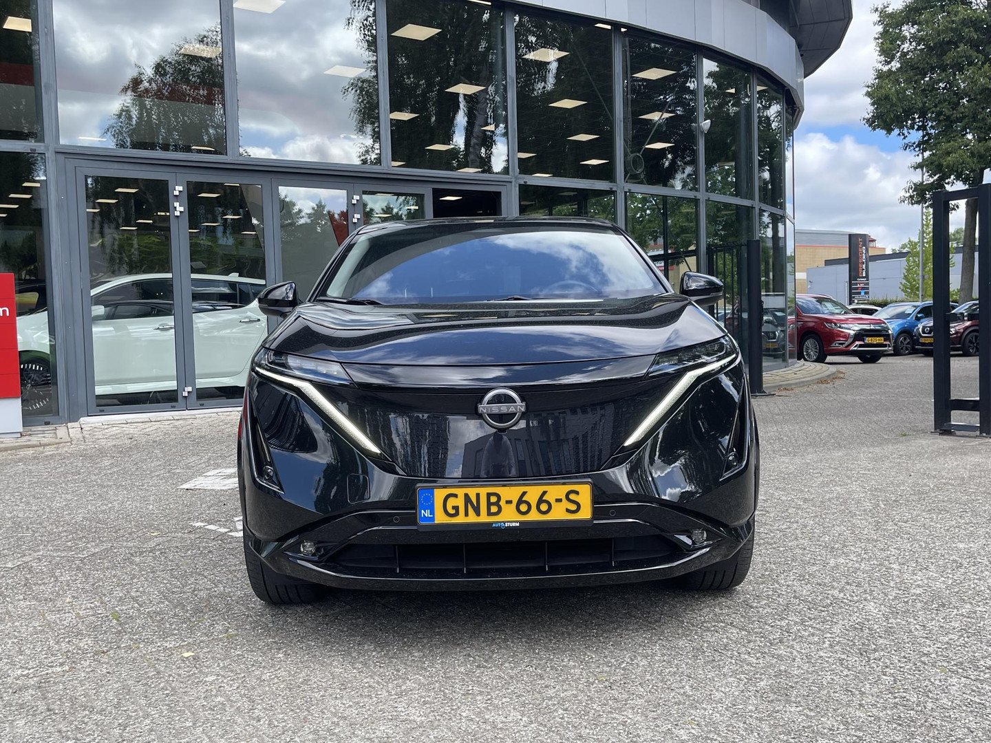 Nissan Nissan