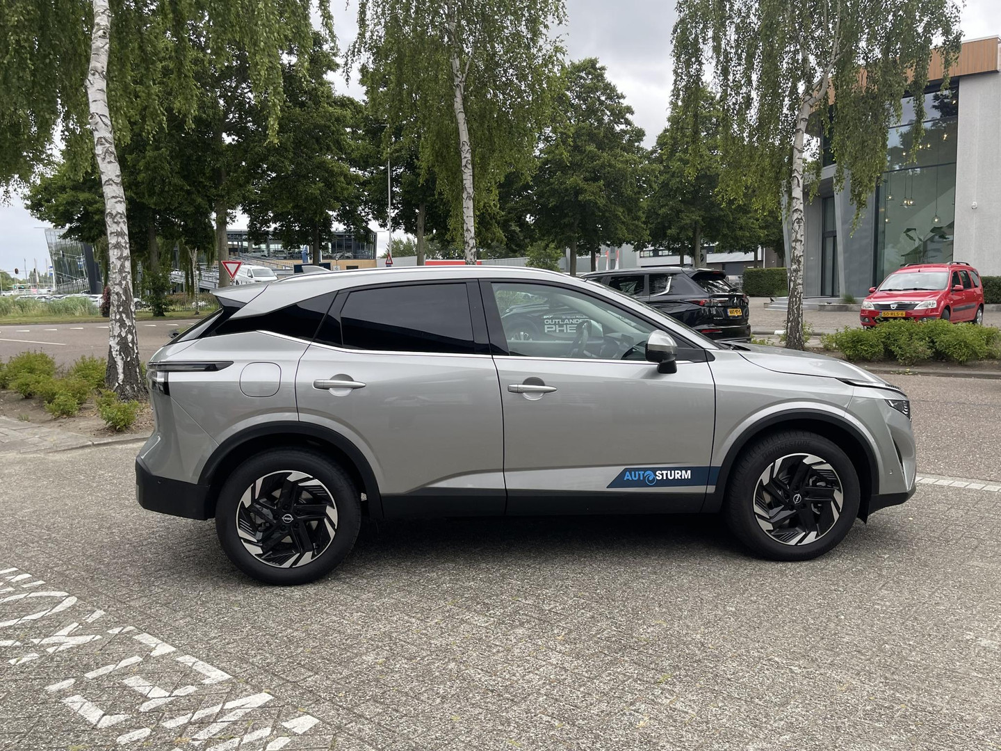 Nissan Nissan