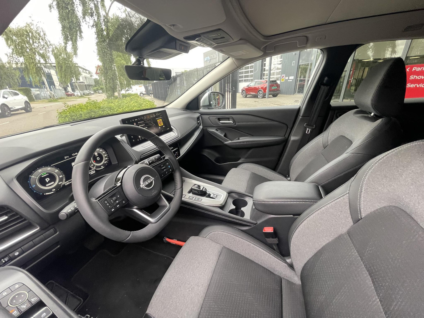 Nissan Nissan