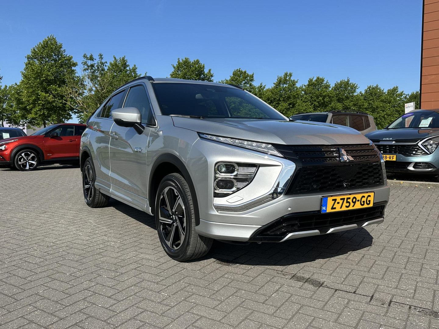 Mitsubishi Mitsubishi
