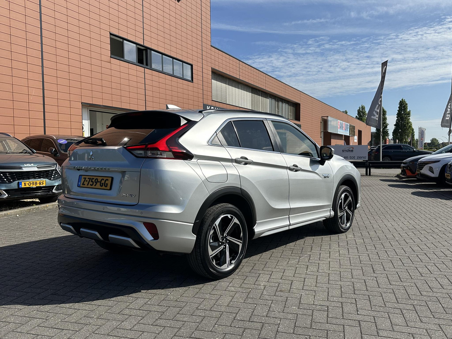 Mitsubishi Mitsubishi