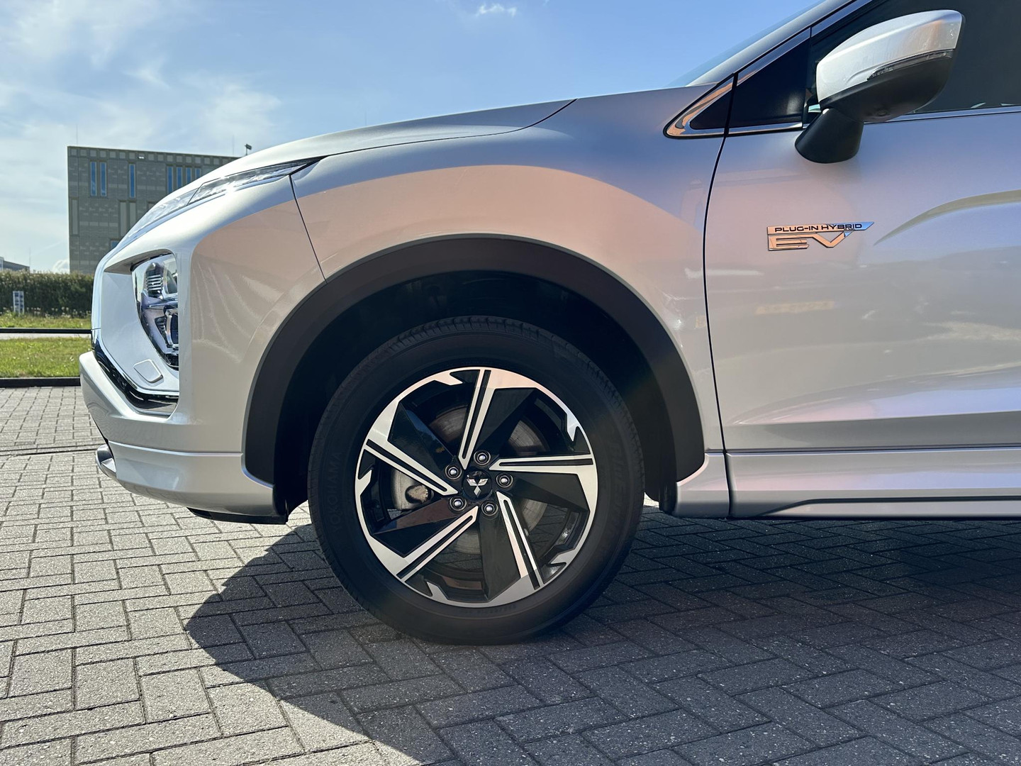 Mitsubishi Mitsubishi