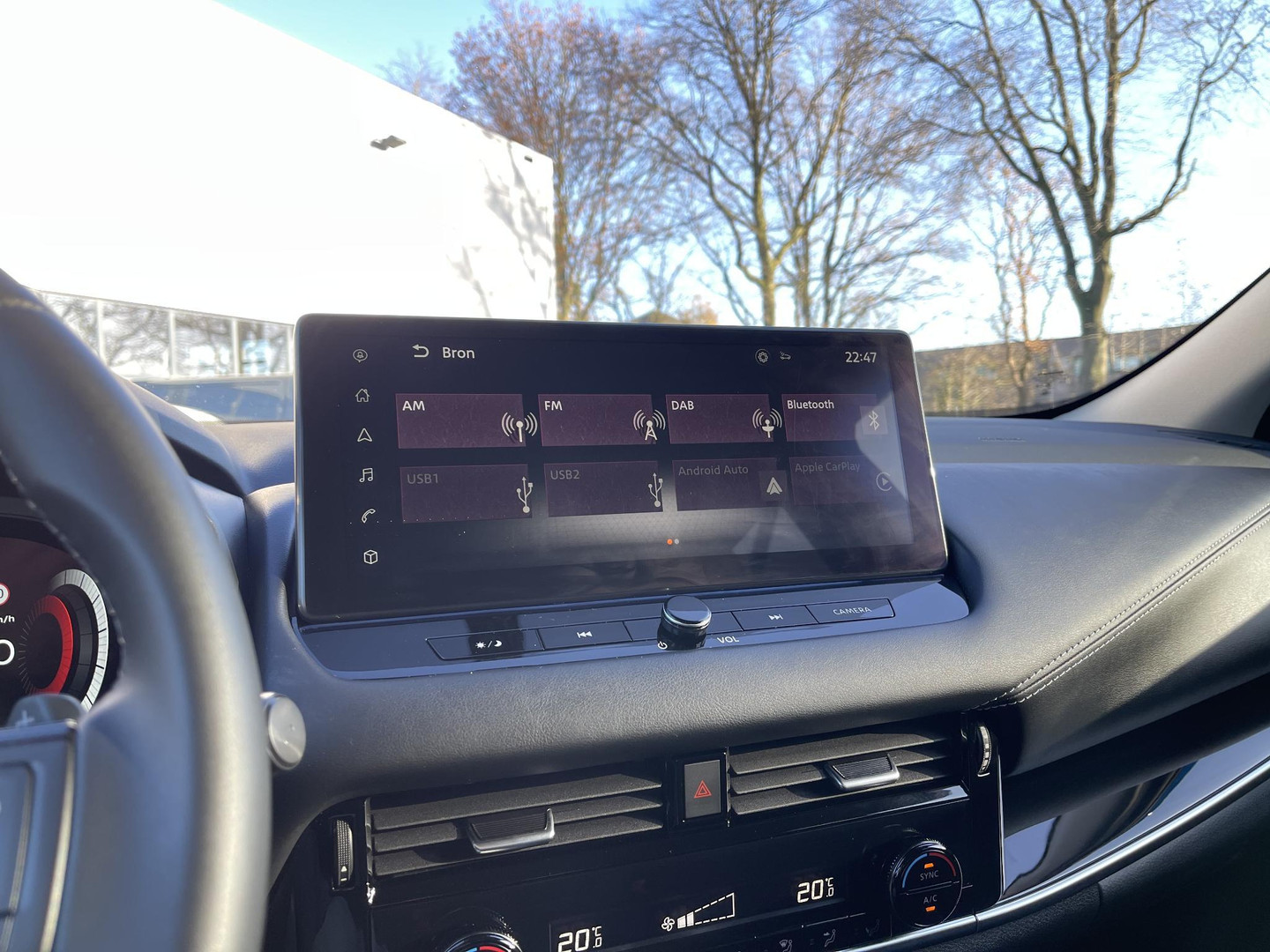 Nissan Nissan