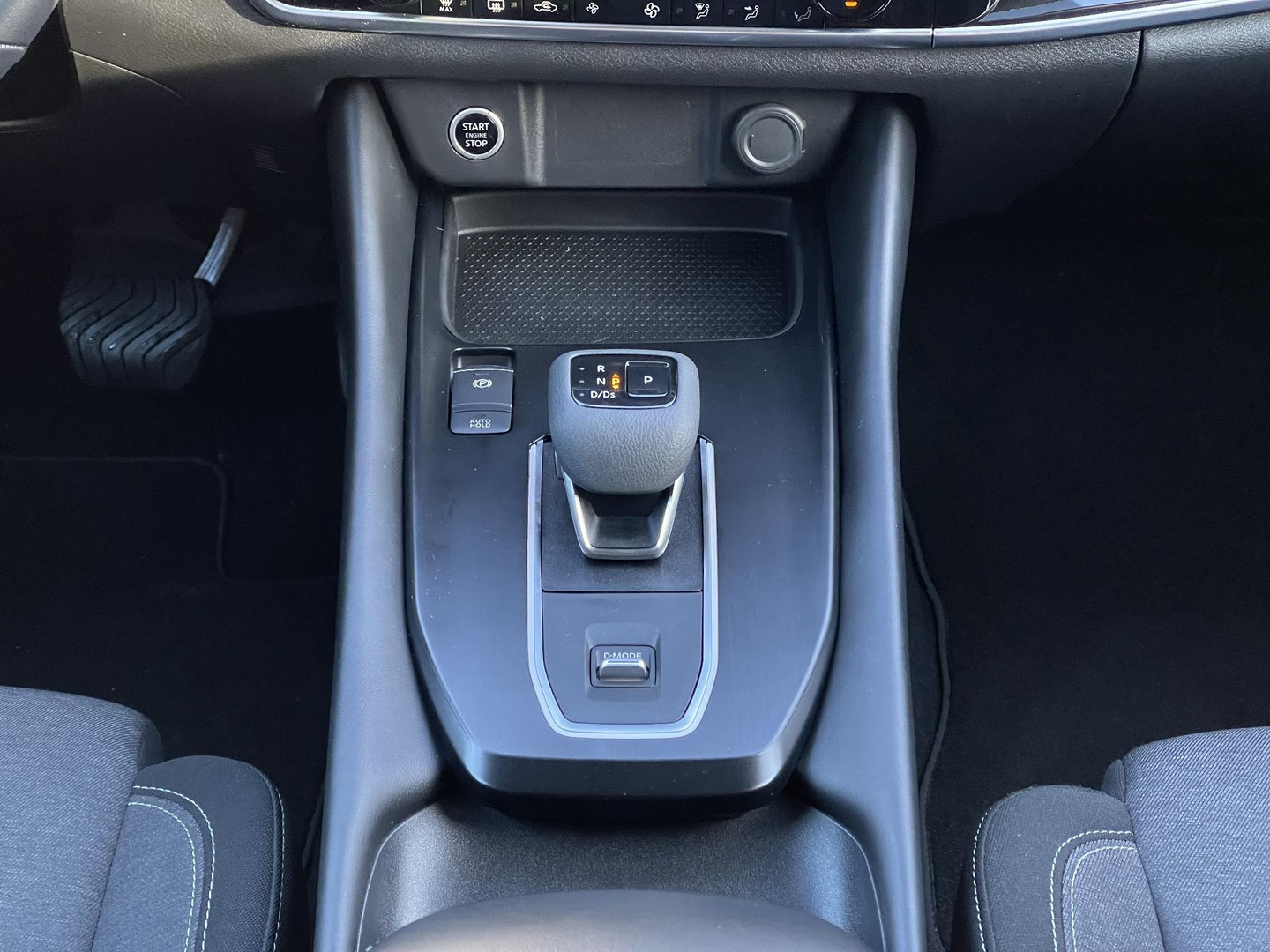 Nissan Nissan