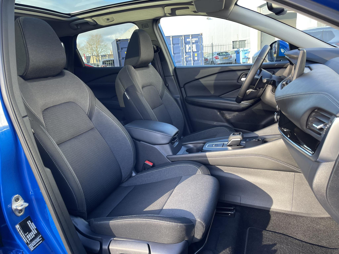 Nissan Nissan