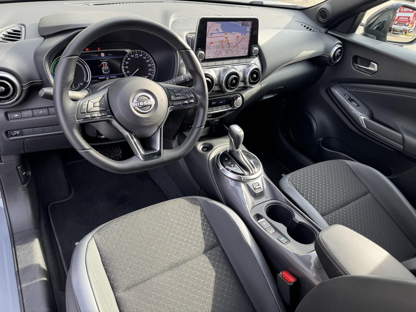 Nissan Nissan