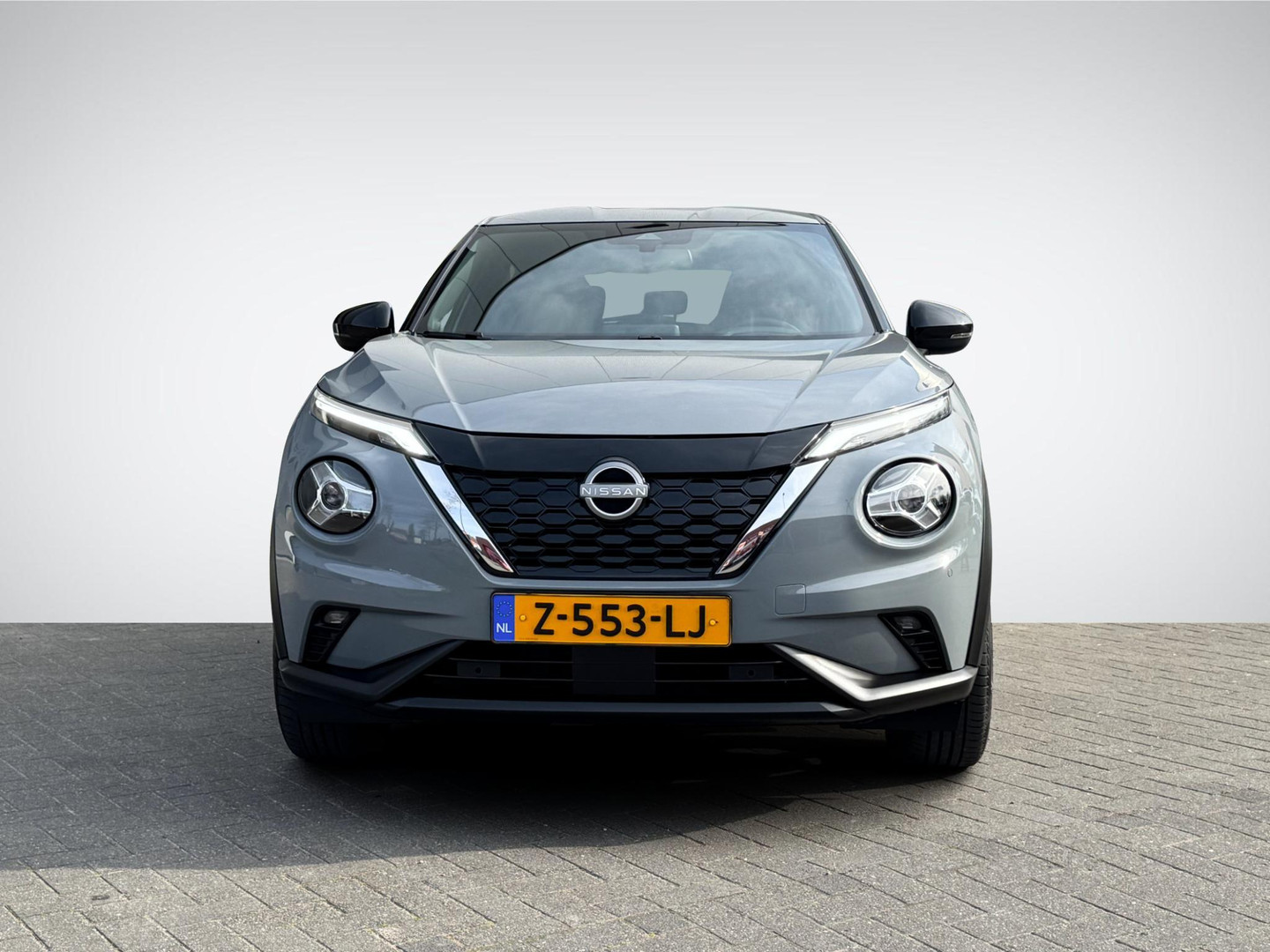 Nissan Nissan