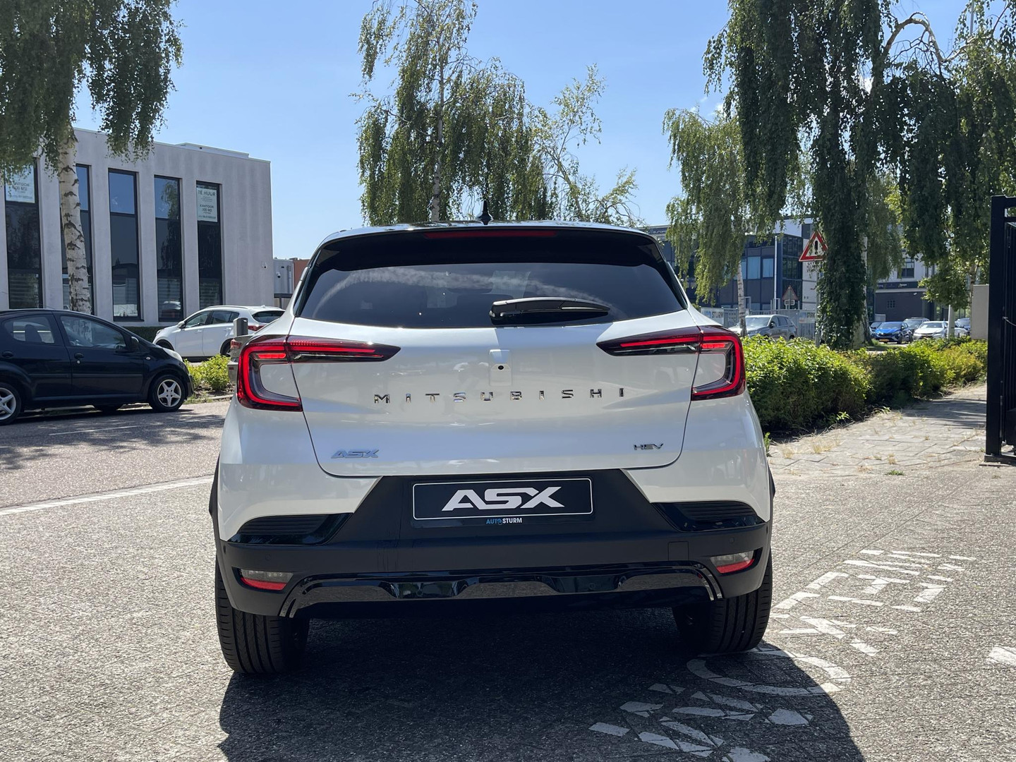 Mitsubishi Mitsubishi