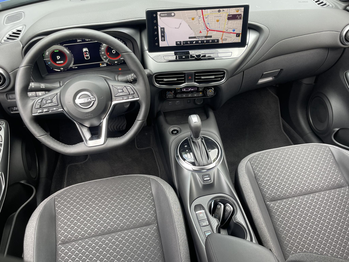 Nissan Nissan
