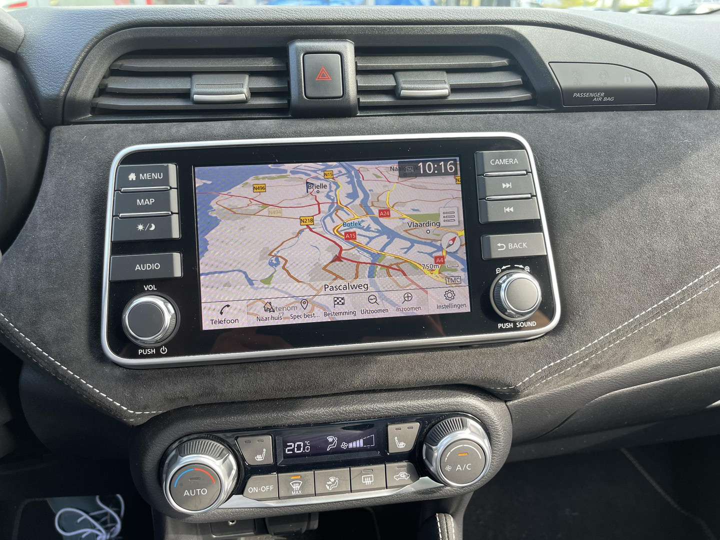 Nissan Nissan
