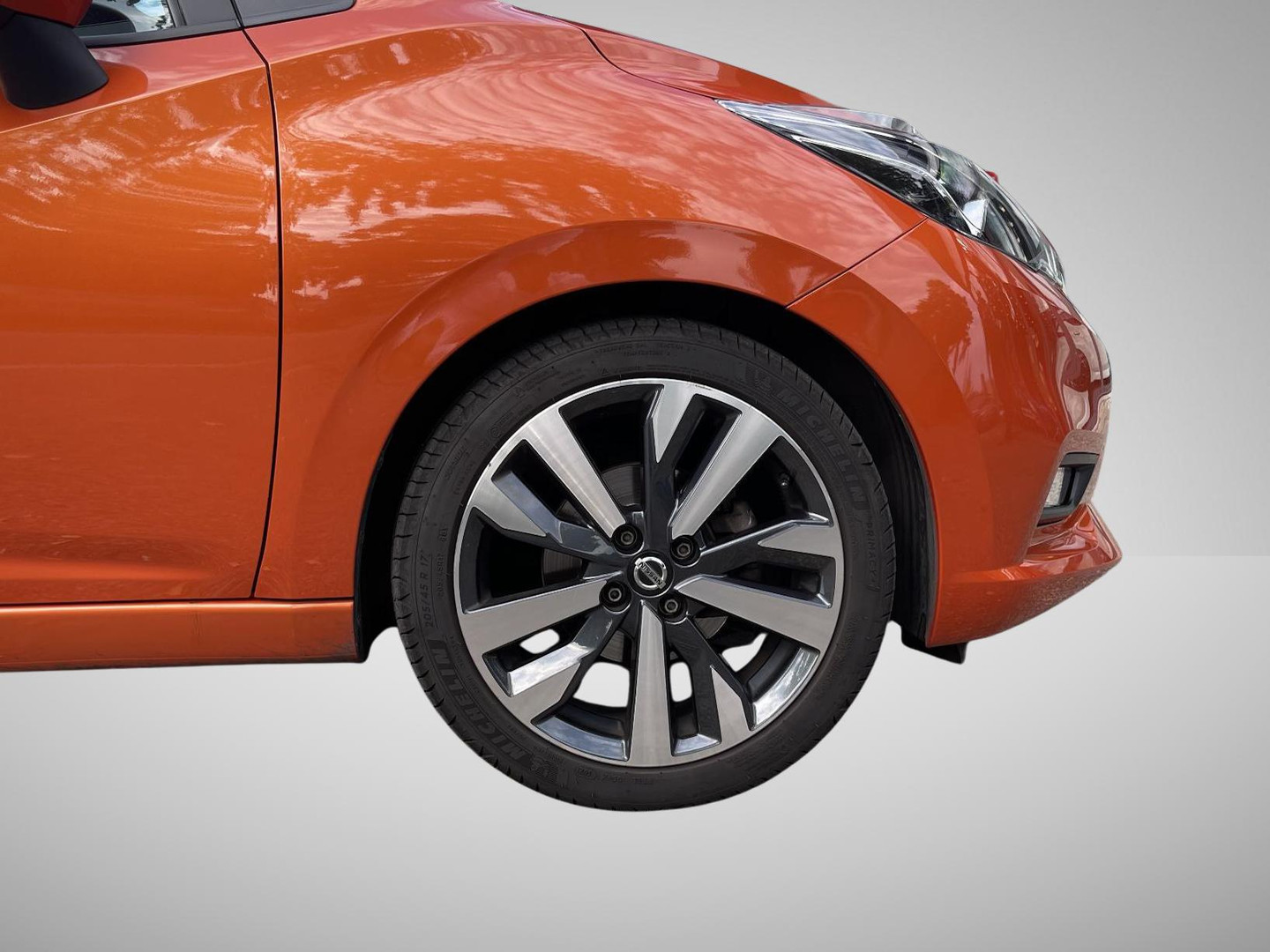 Nissan Nissan