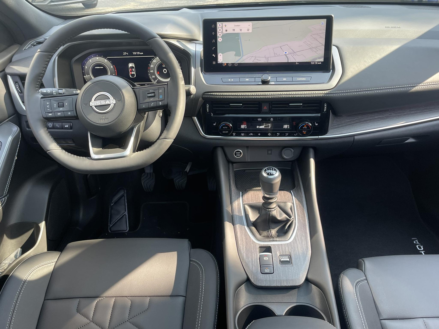 Nissan Nissan
