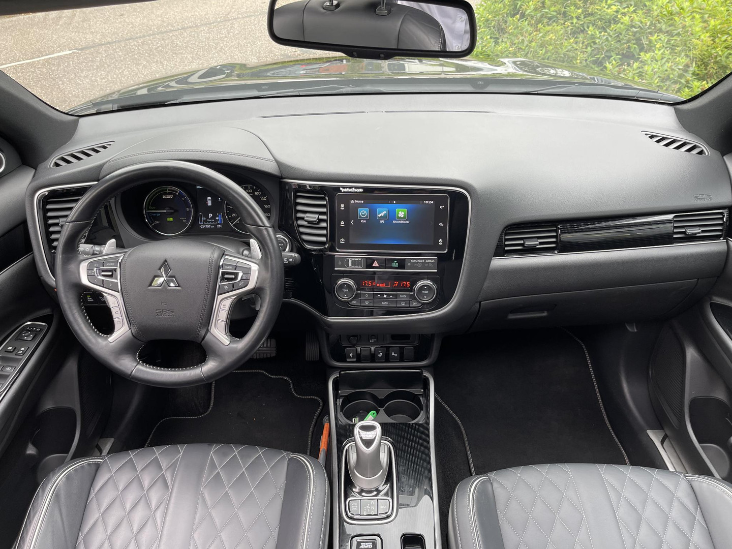 Mitsubishi Mitsubishi