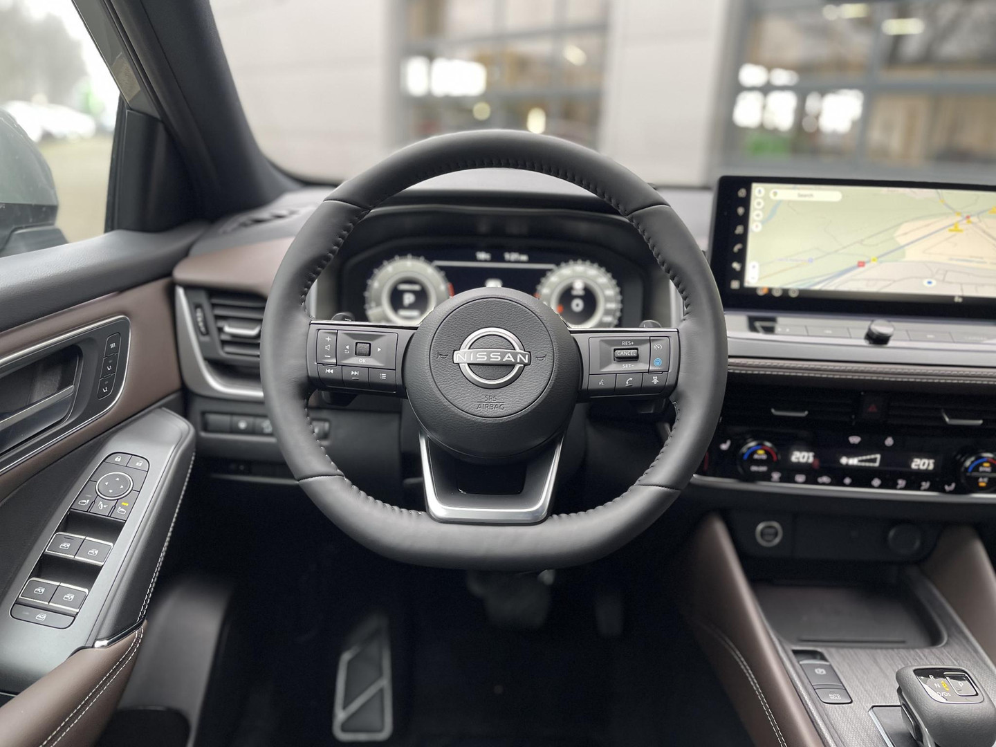 Nissan Nissan