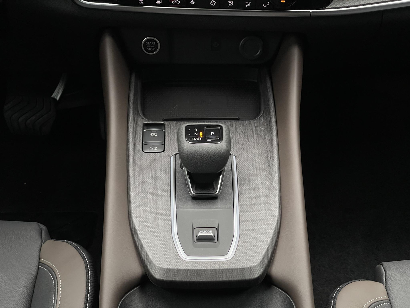 Nissan Nissan