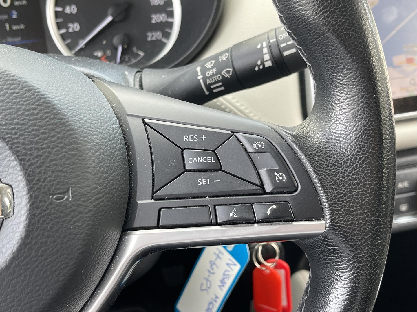 Nissan Nissan