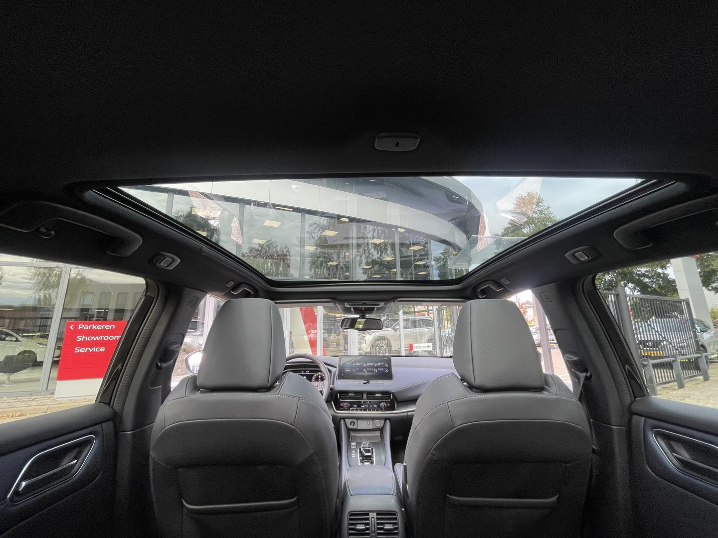 Nissan Nissan
