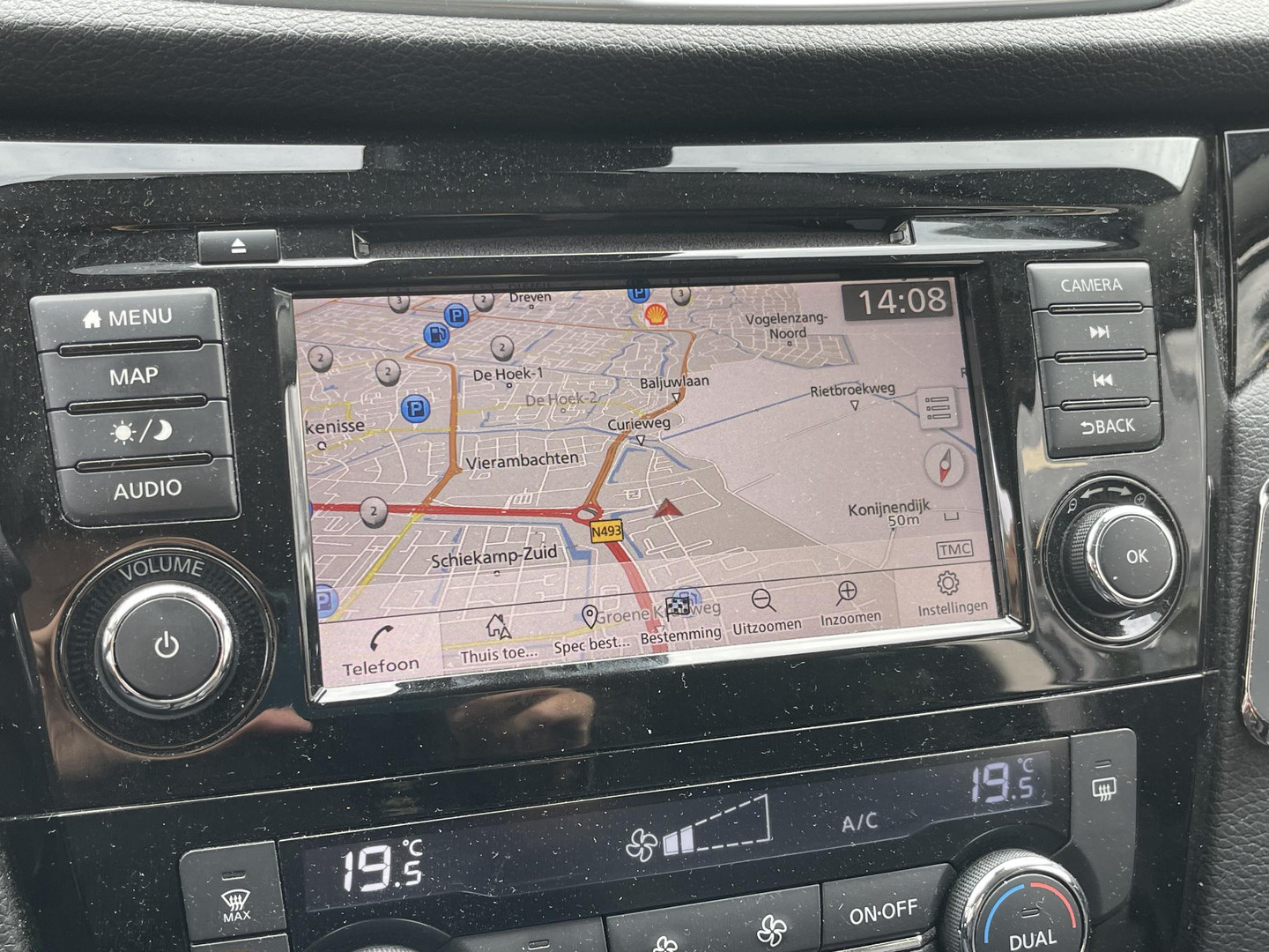 Nissan Nissan