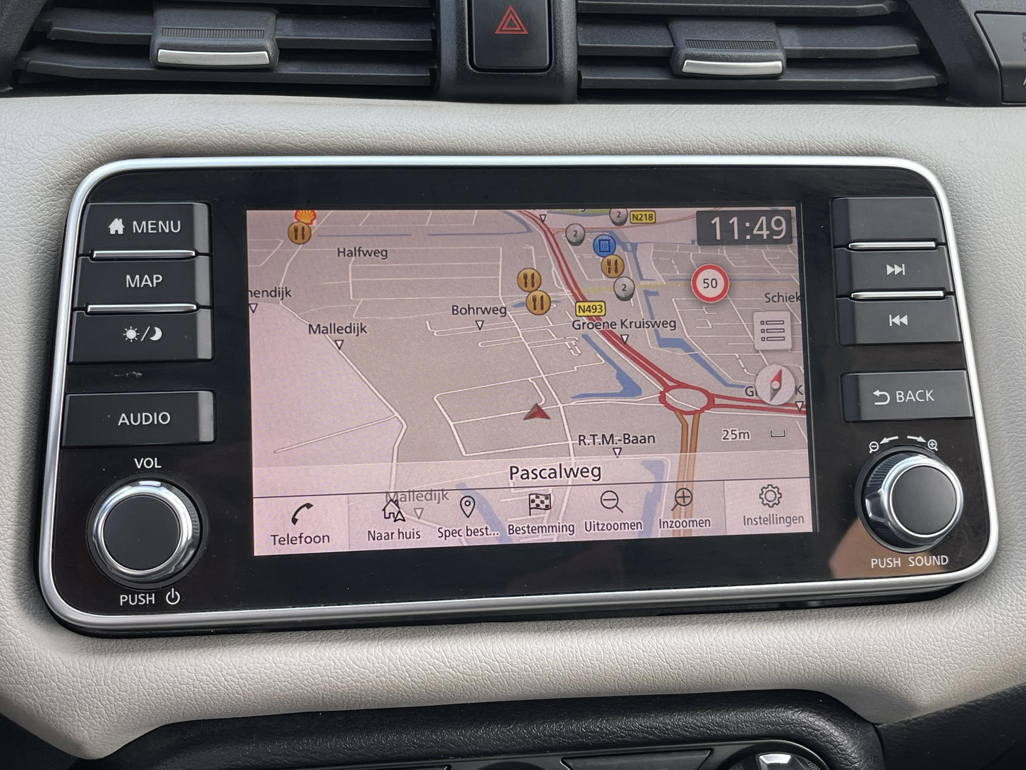 Nissan Nissan