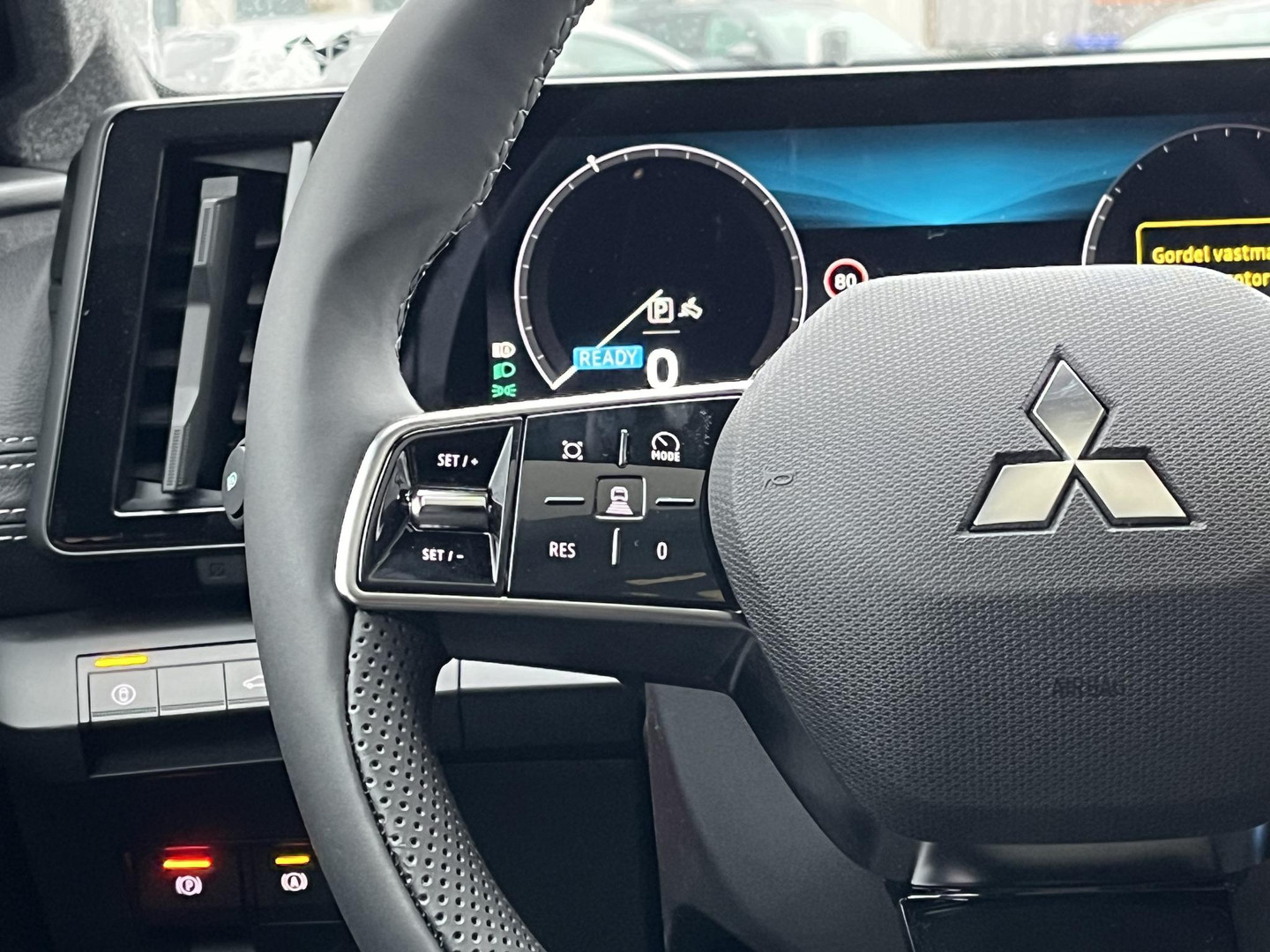 Mitsubishi Mitsubishi