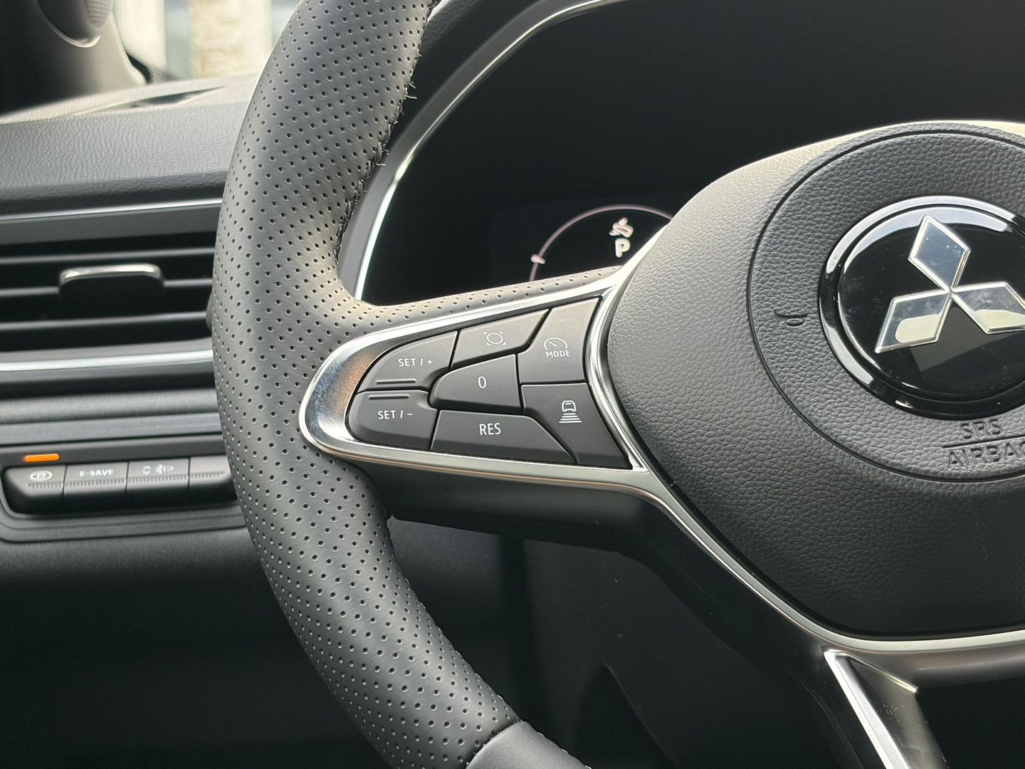 Mitsubishi Mitsubishi