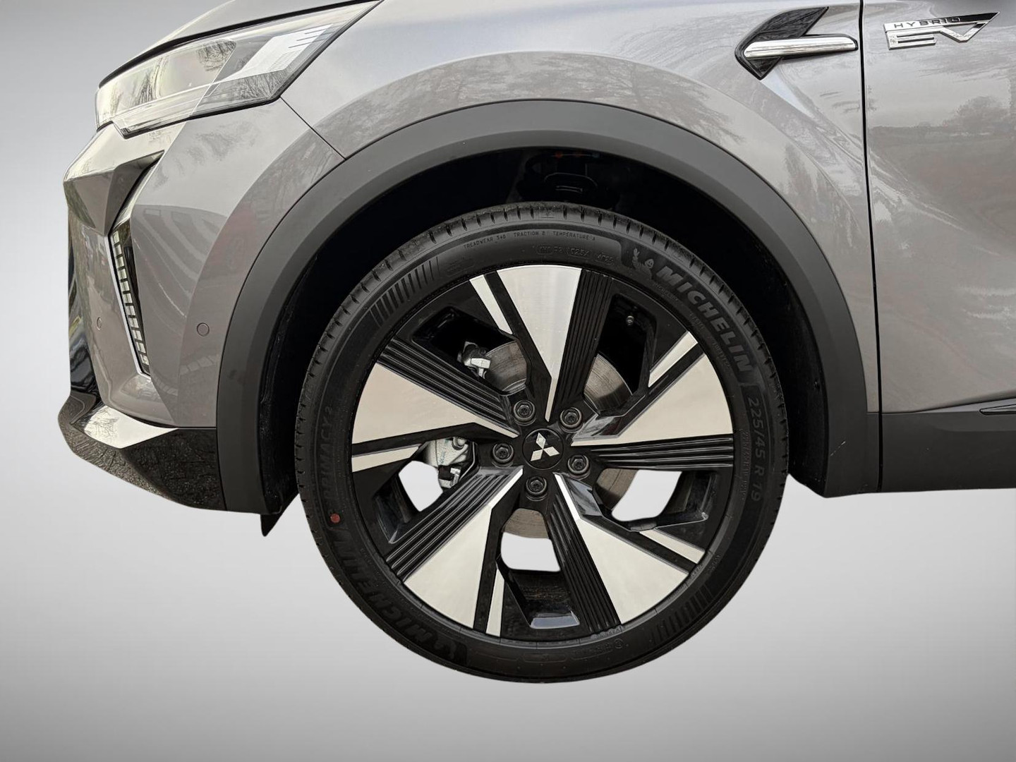 Mitsubishi Mitsubishi