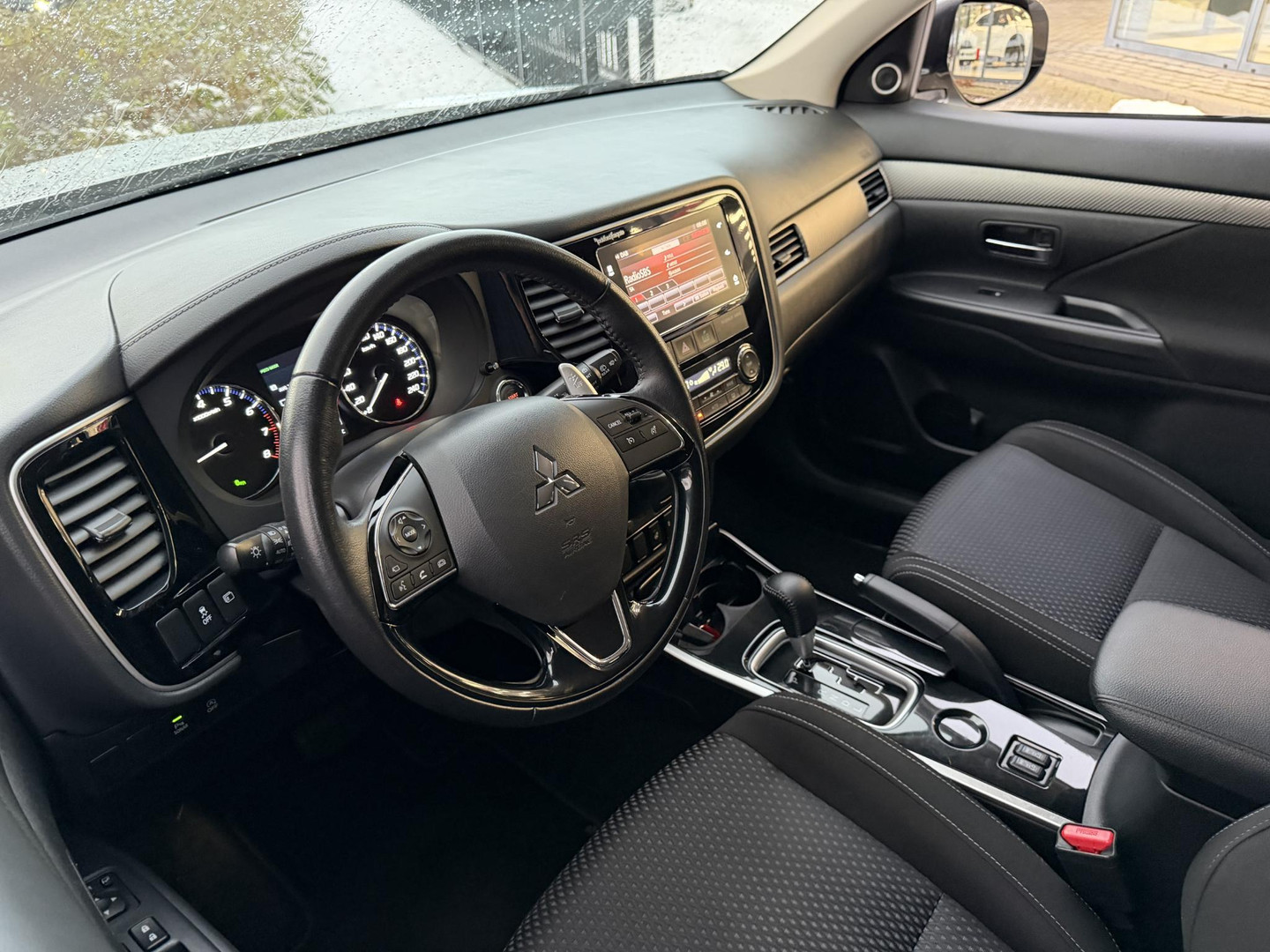 Mitsubishi Mitsubishi