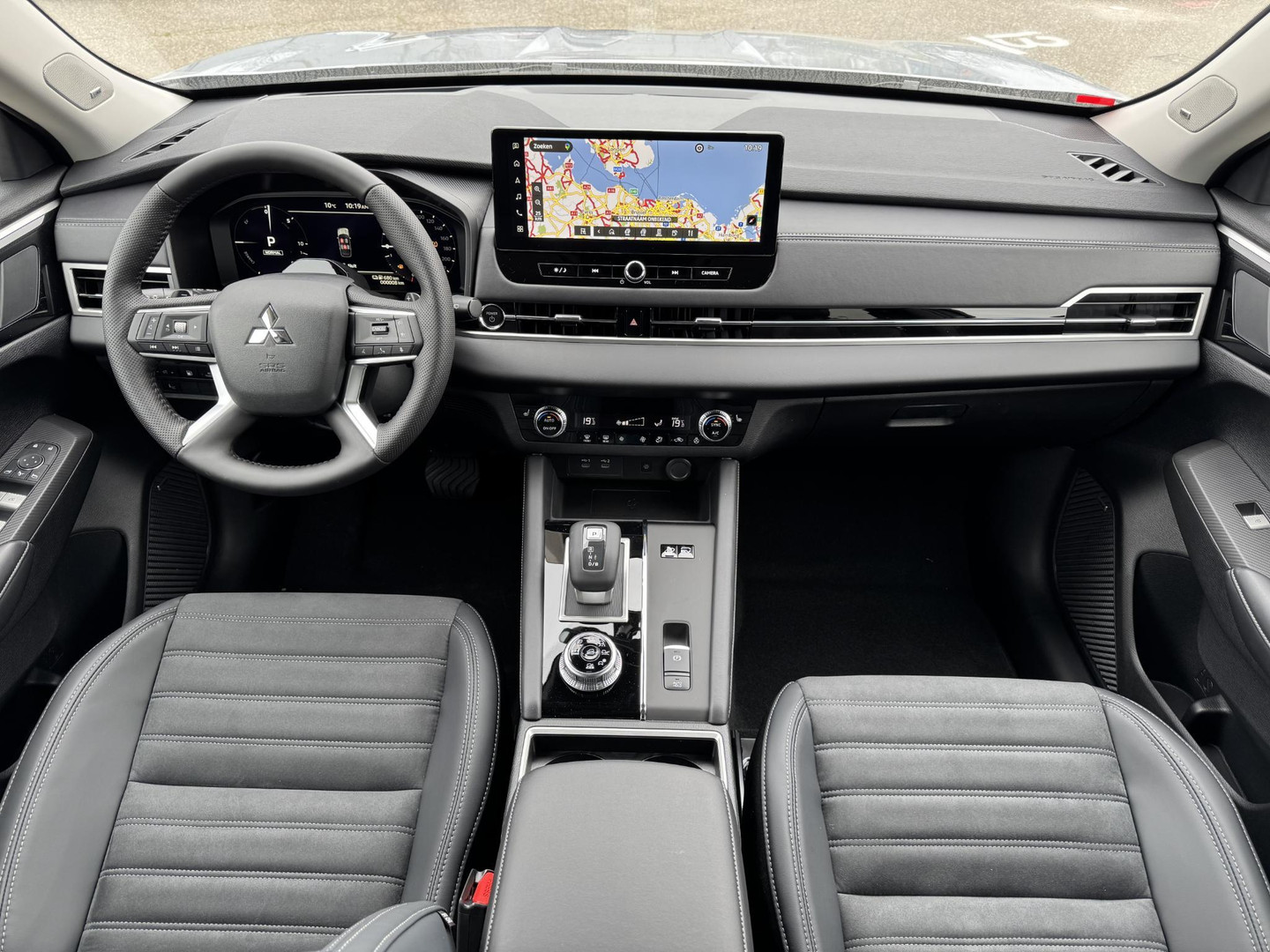 Mitsubishi Mitsubishi