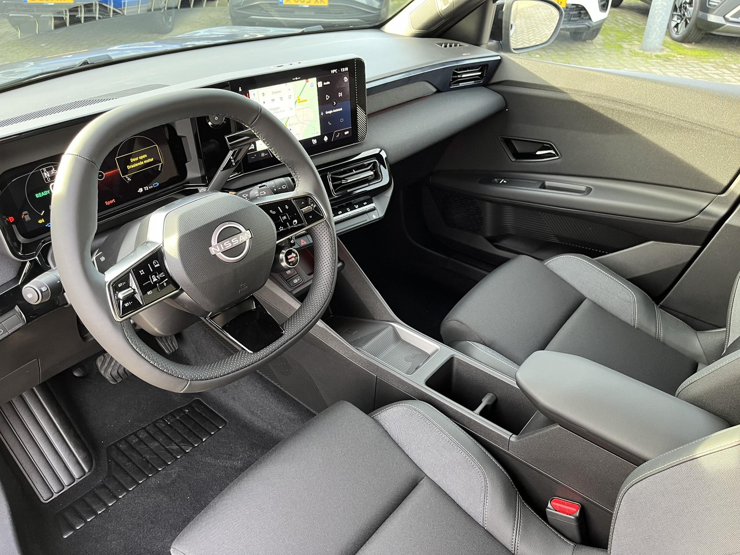 Nissan Nissan