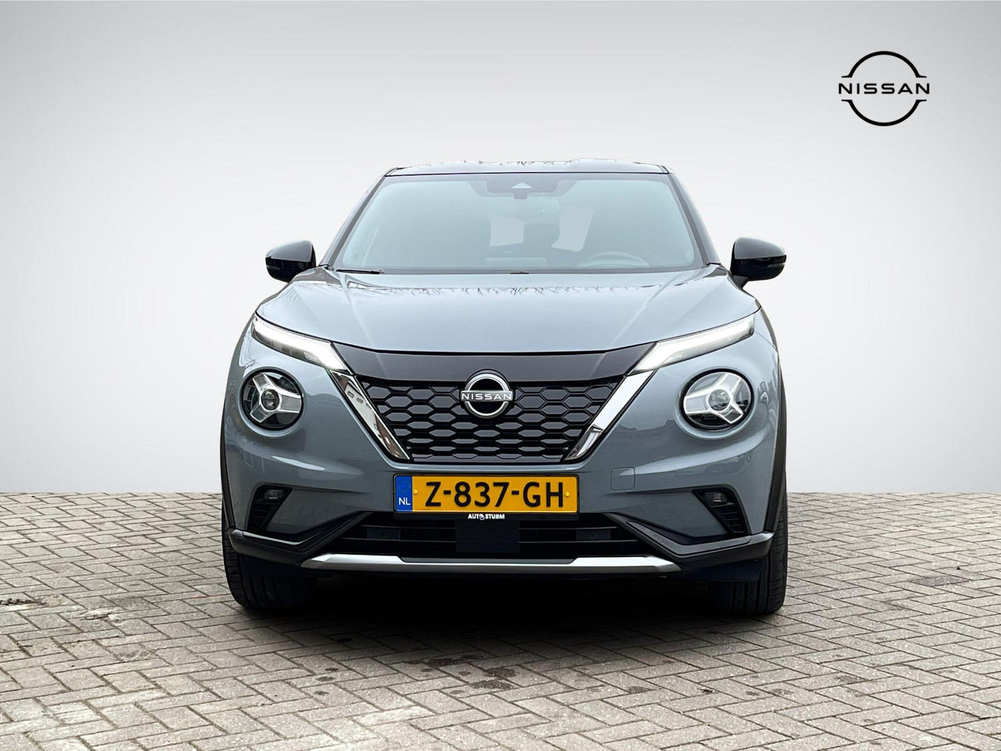 Nissan Nissan