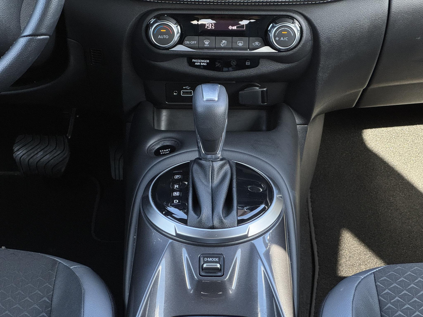 Nissan Nissan