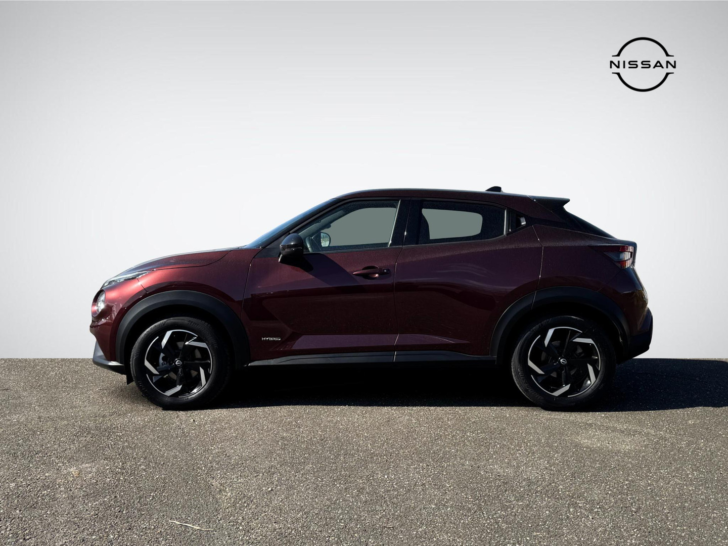 Nissan Nissan