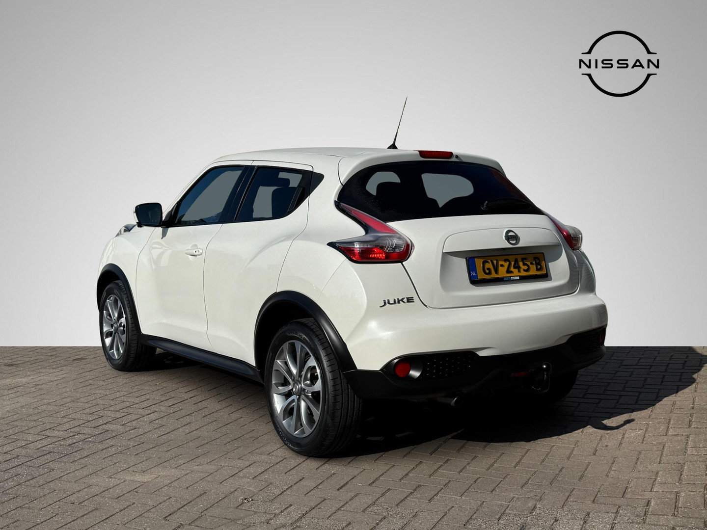 Nissan Nissan