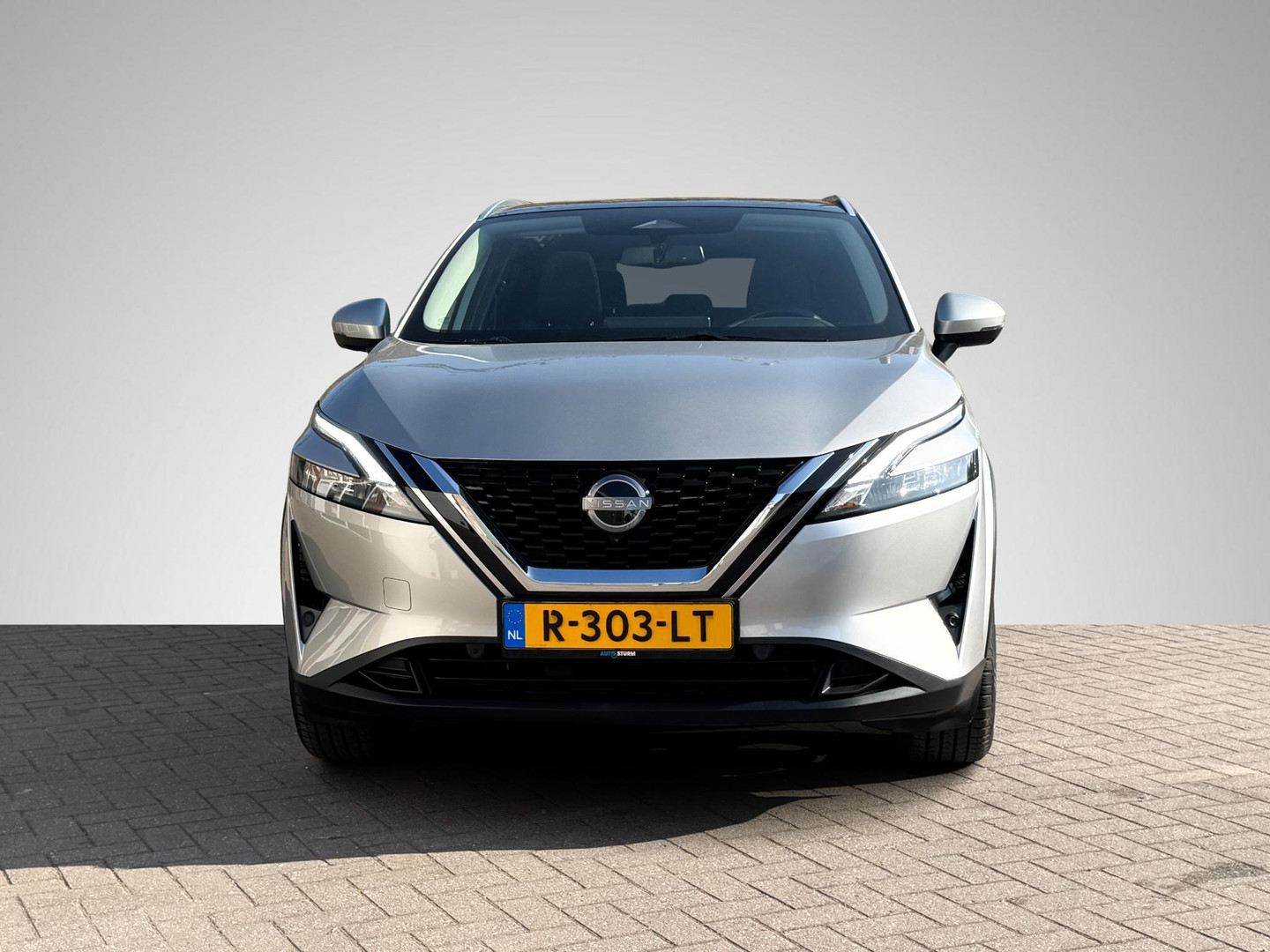 Nissan Nissan