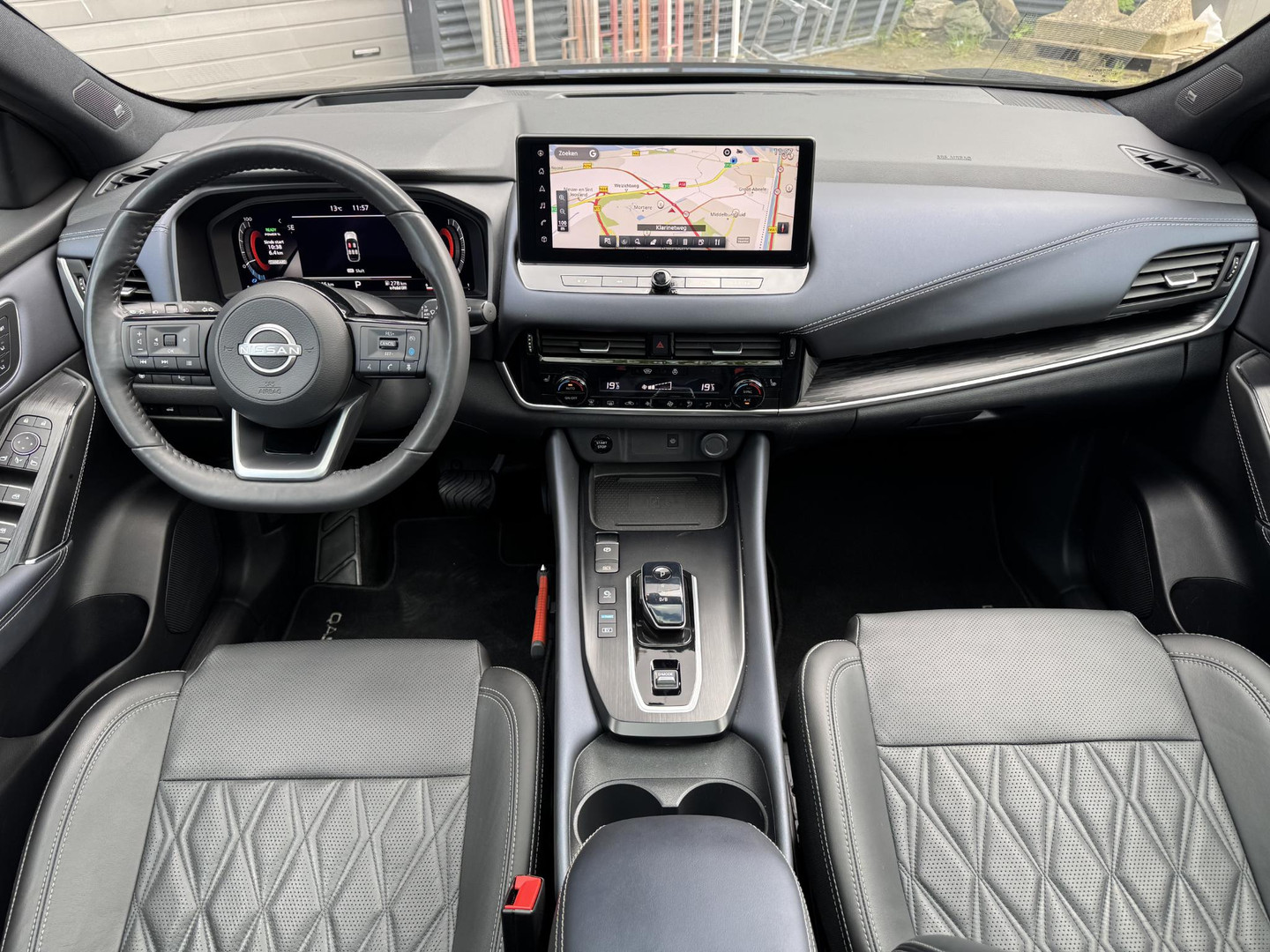 Nissan Nissan
