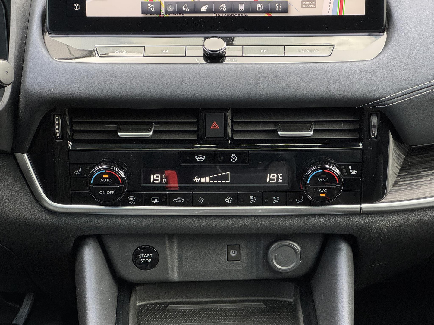 Nissan Nissan