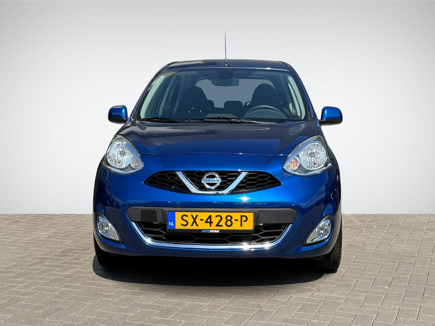 Nissan Nissan